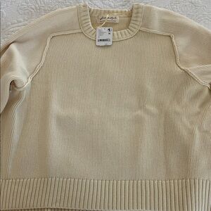 Free People size S Women’s banana cream Knit Pullover spring street sweater new!